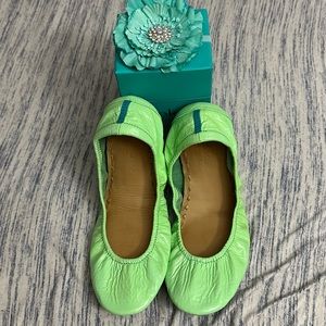 Tieks Mint Green sz 9